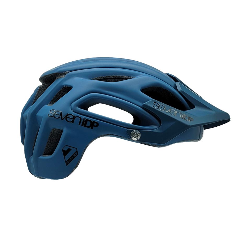 7iDP M2 mountain bike helmet in matte and gloss black with adjustable straps, size ML 56-59cm, designed for cycling safety