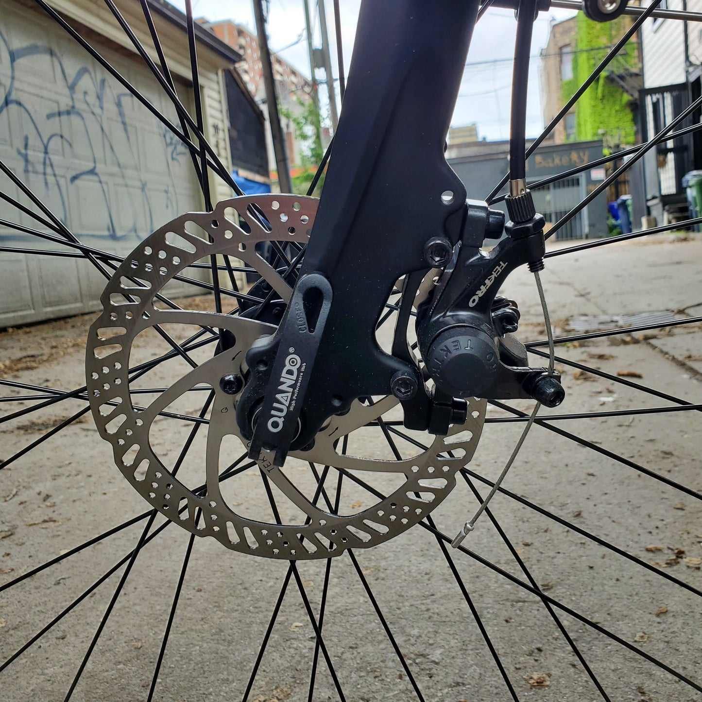 Genesis E-100 E-bike Electric Assist - MetroCycle
