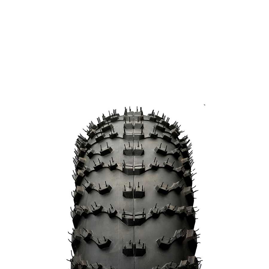 Kenda Juggernaut mountain tire 26x4.00 wire clincher tire with black rubber and TPI construction for mountain biking.