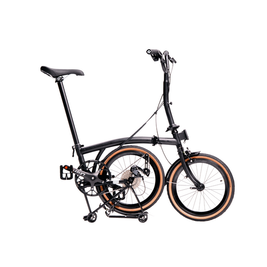 Kingsdale C9 urban city bicycle with sleek frame, upright handlebars, and modern design for city commuting.
