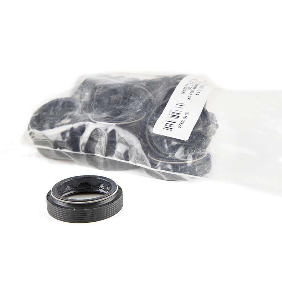 RockShox fork dust seals and foam rings, 32mm size, shown in close-up view for suspension fork protection and sealing.