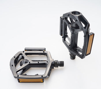 Alloy Pedals Black - MetroCycle