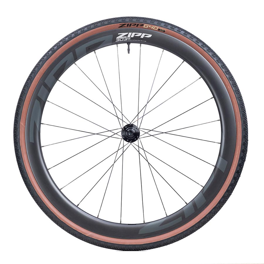 Zipp Tangente Course G40 gravel tire, 700x40c, folding, black rubber, with 120 TPI for gravel cycling.