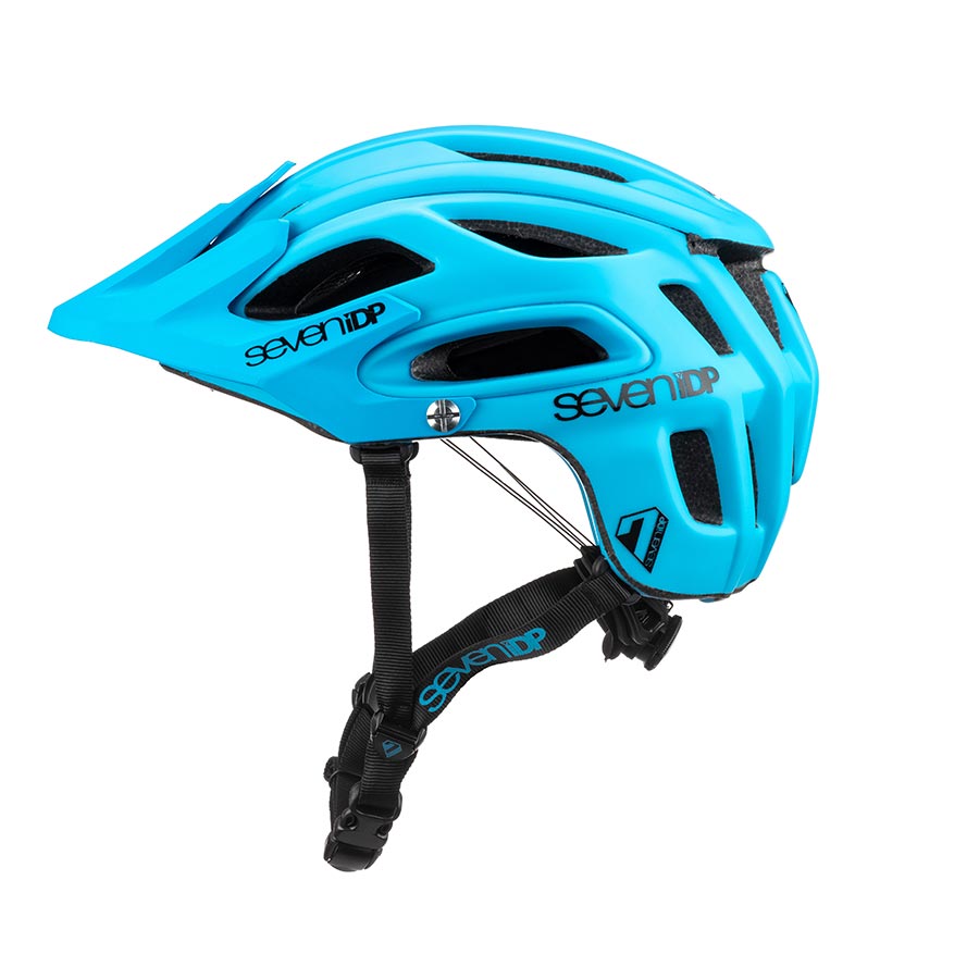 7iDP M2 mountain bike helmet in matte and gloss black, size ML (56-59cm), with vented design for mountain biking safety