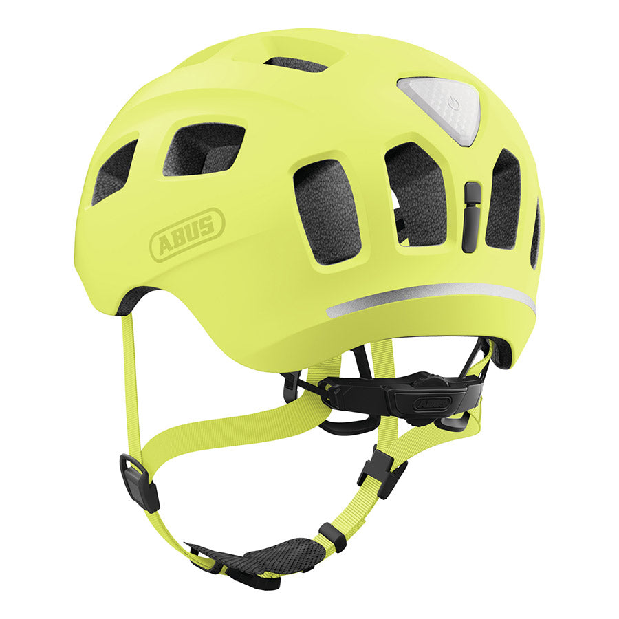 Abus Youn-I 2.0 youth helmet in velvet black with adjustable straps and ventilation for kids' safety and comfort.