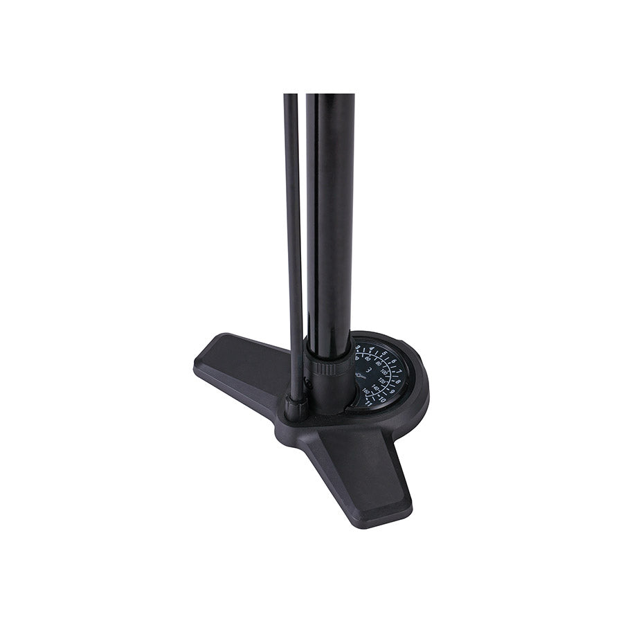 BBB Cycling BFP-28 AirBoost floor pump with dual valve head, black color, capable of 160 PSI for bike tires.