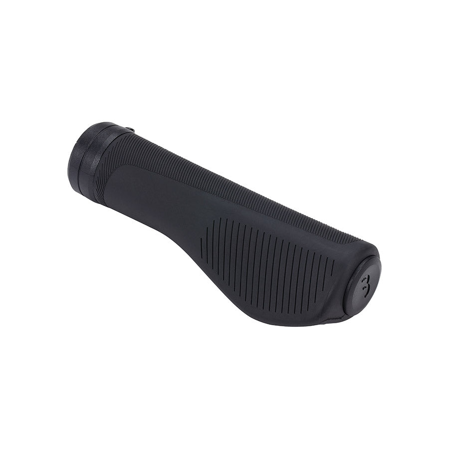 Black BBB Cycling BHG-110 SteadyComfort grips with textured surface, 136mm length, designed for bike handlebar comfort.