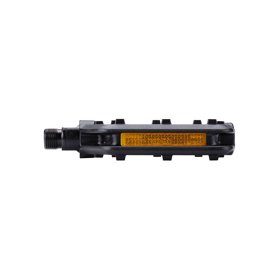 BBB Cycling BPD-35 TrailRide platform pedals with black nylon body and Cr-Mo spindle, designed for mountain biking.