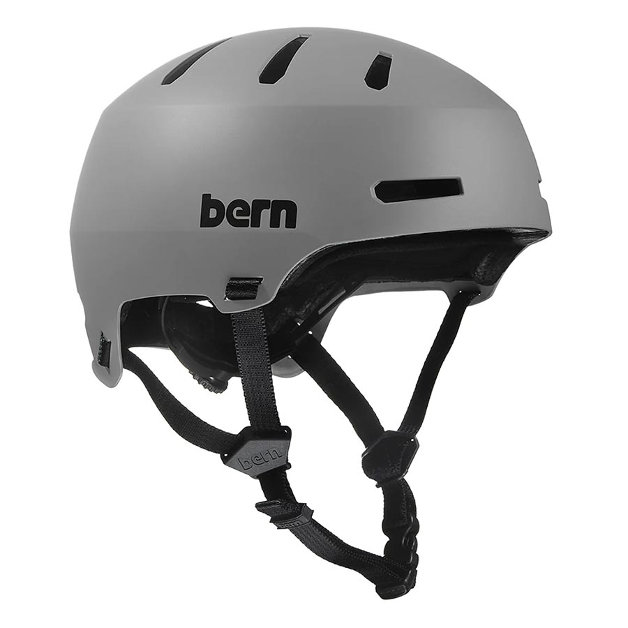Bern Macon 2.0 MIPS recreational and commuter helmet in matte black, size L, with adjustable straps and ventilation.