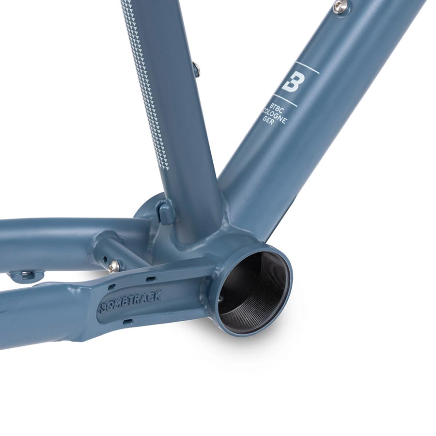 Bombtrack Hook Ext road frame in matte black, showcasing the lightweight, aerodynamic design for road cycling enthusiasts.