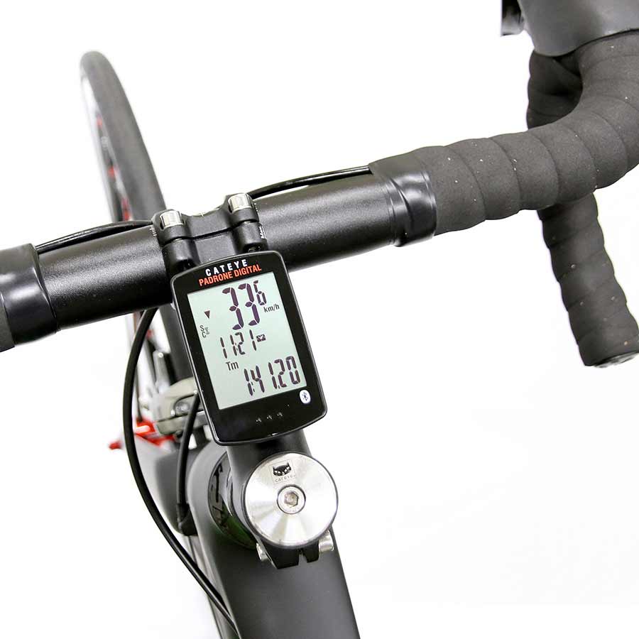 CatEye Padrone Digital computer displaying GPS data on a black cycling computer with optional HR and cadence features.