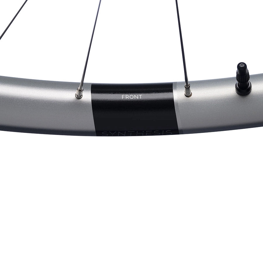 Crankbrothers Synthesis Alloy 2.0 Enduro wheels front 29-inch black alloy bike wheels with 28 spokes and 6-bolt disc mount