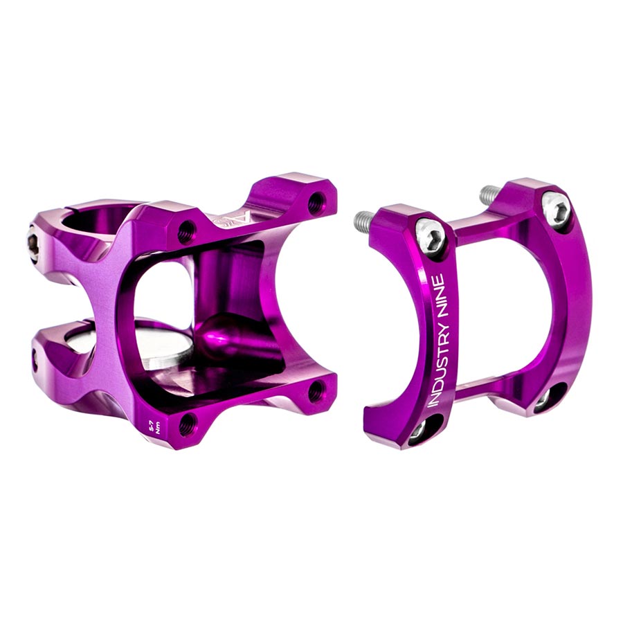 Black Industry Nine A35 threadless stem with 32mm steerer tube for 1-1/8 inch forks, designed for mountain bikes.