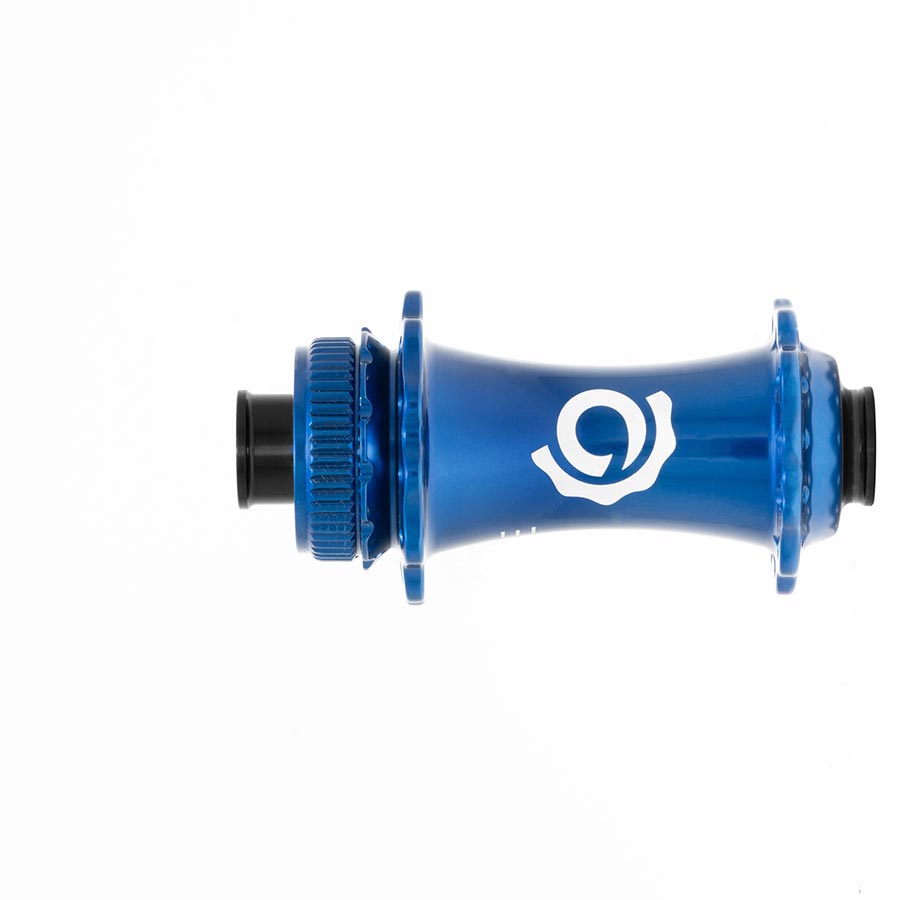 Industry Nine Solix G Classic front disc hub with 24h 12mm TA 100mm axle in black, showcasing the sleek, durable design.