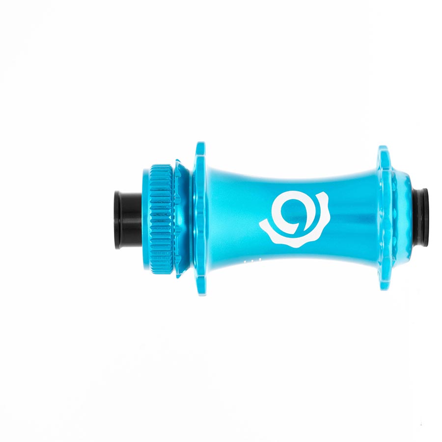 Industry Nine Solix G Classic front disc hub with 24h 12mm thru-axle in black, featuring durable alloy construction and precise engineering.