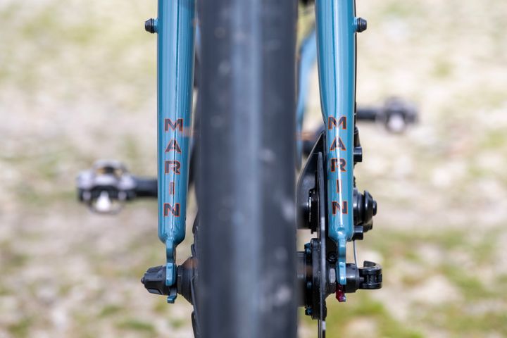 Marin Nicasio+ gravel bike in grey with 50cm frame, featuring rugged tires and drop handlebars for off-road cycling.
