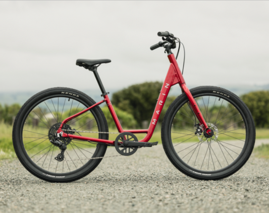 Black Marin Stinson 1 LS urban city bicycle with a sleek frame and city-ready design, suitable for urban commuting and casual rides.