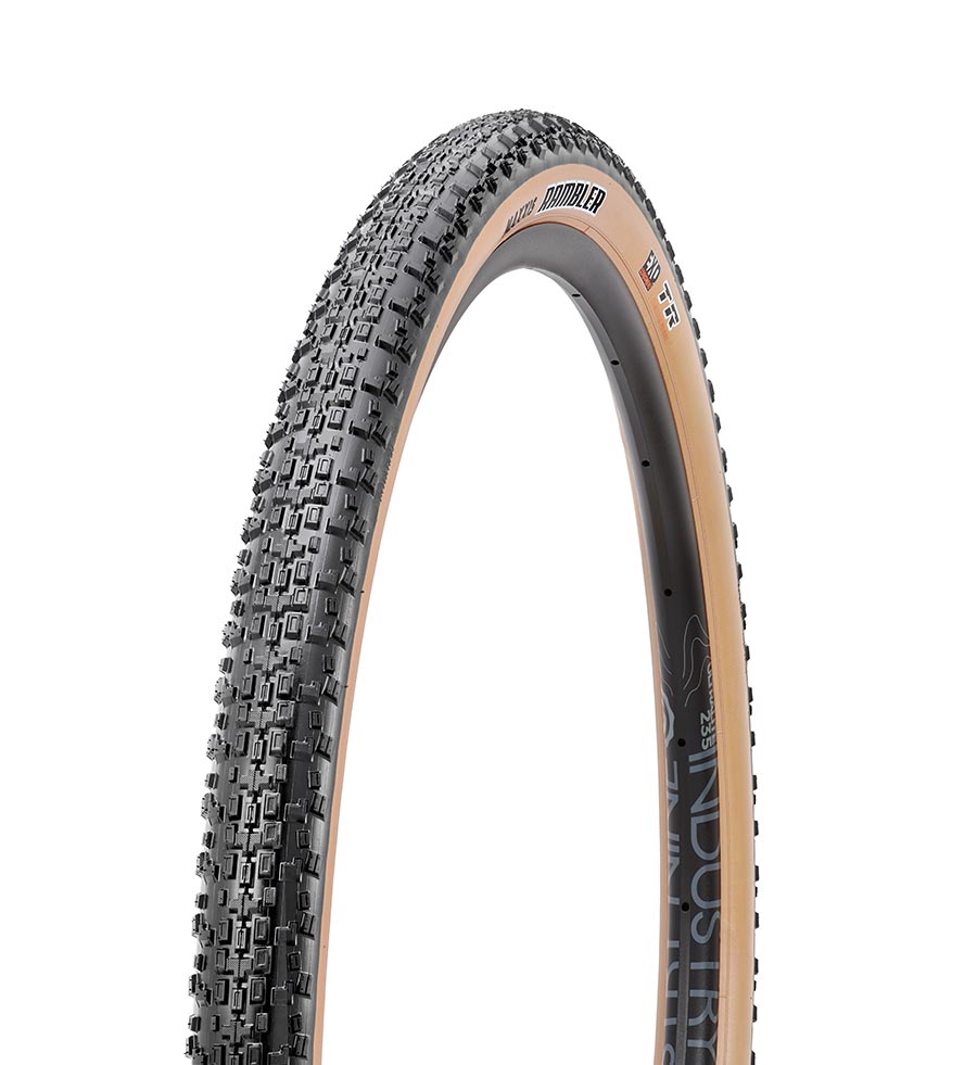 Maxxis Rambler gravel tire 700x38c, folding tubeless-ready with Dual Exo protection, black rubber for gravel cycling.