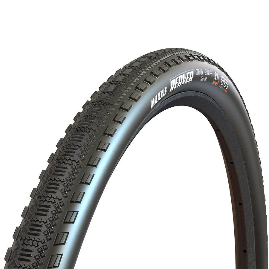 Maxxis Reaver gravel tires 700x40c, folding tubeless-ready with dual Exo protection, black rubber for gravel cycling.