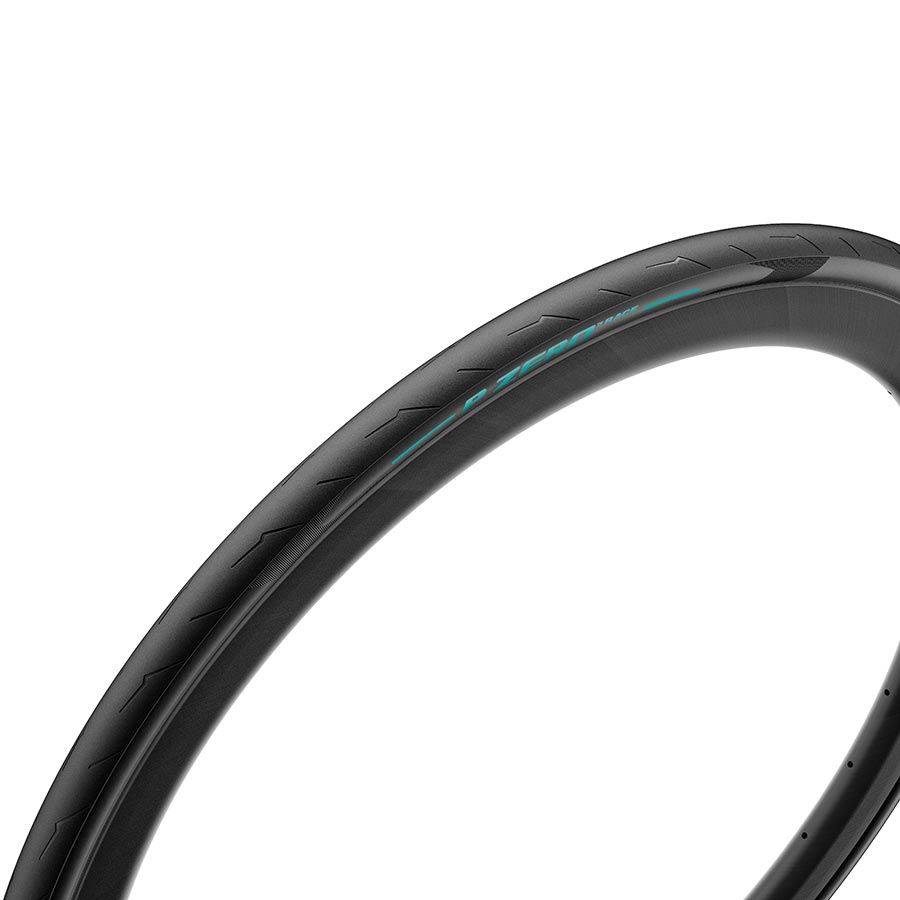 Pirelli PZero Race road tire 700x26c folding clincher with SmartEvo Techbelt, black, made in Italy, designed for high-performance cycling.