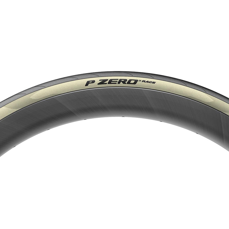 Pirelli PZero Race road tire, 700x26c folding clincher with Smartevo Techbelt, black, made in Italy, designed for high-performance cycling.