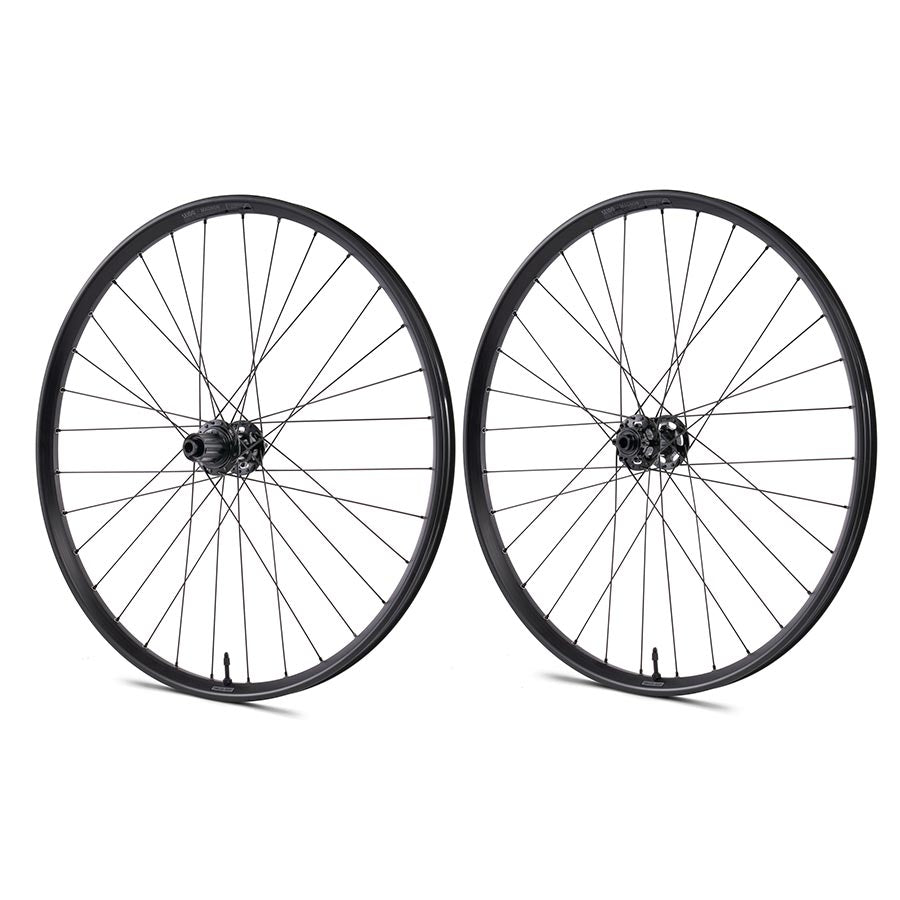 Seido Magnon 650B wheels pair with 584 holes, 32 spokes, 12mm thru-axle, 100mm rear, 142mm disc bolt pattern, 6-bolt.