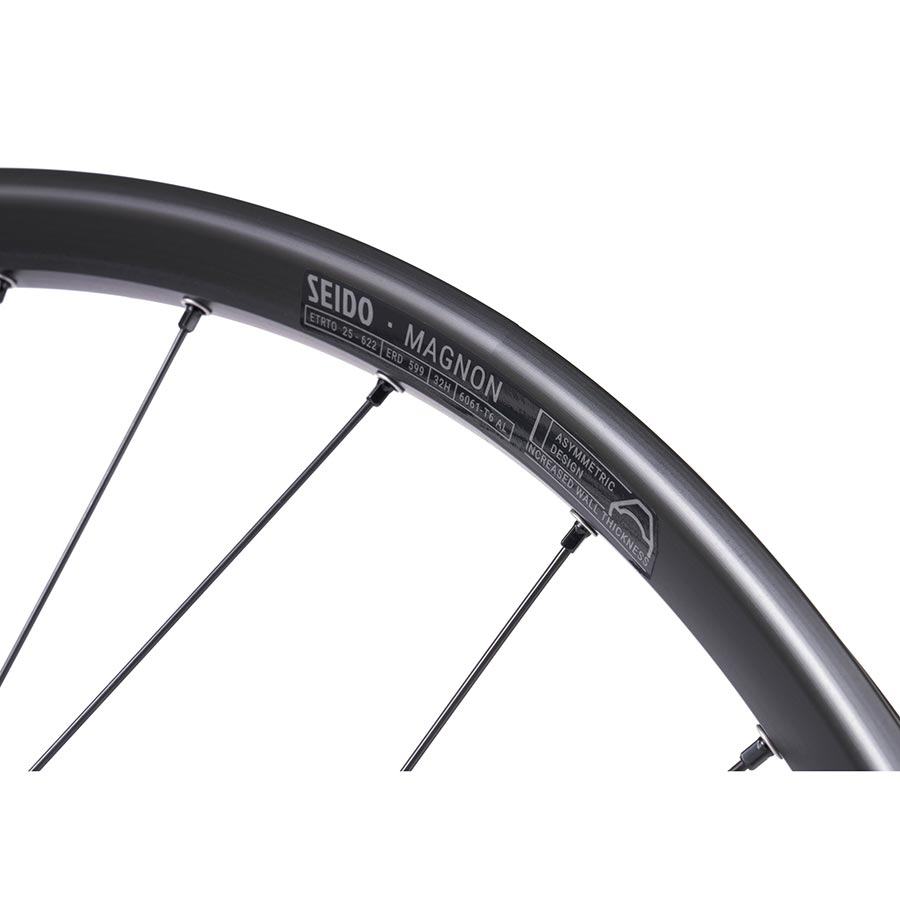 Seido Magnon wheels, 650b size, 584 holes, 32 spokes, 12mm thru-axle, 100mm R, 142mm disc, 6-bolt pair