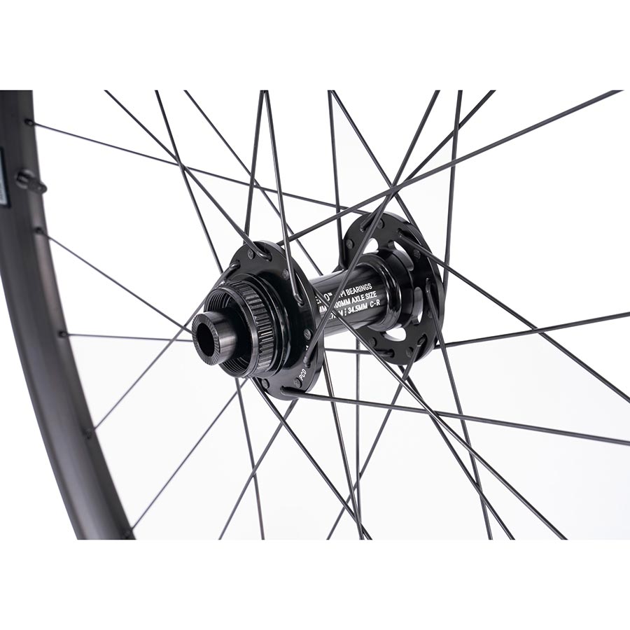 Pair of Seido Sinus 650b wheelsets with 584 holes, 12mm thru-axle, 100mm R, 142mm disc, center lock, for mountain bikes.