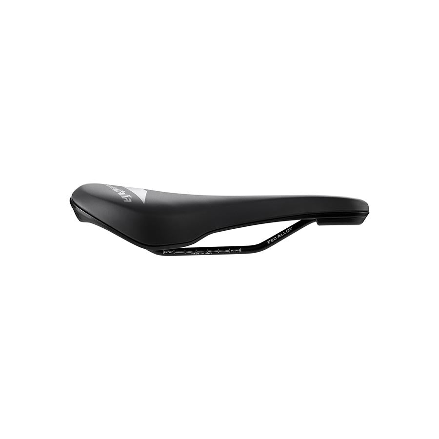 Black Selle Italia X-BOW mountain saddle, unisex design, 155mm width, lightweight 358g, suitable for mountain biking.