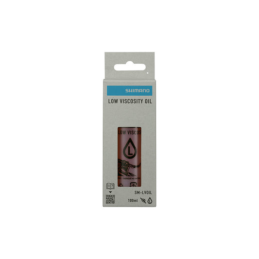 Shimano SM-LVOIL disc brake bleed kit with 100ml fluid for Shimano disc brake maintenance and bleeding.