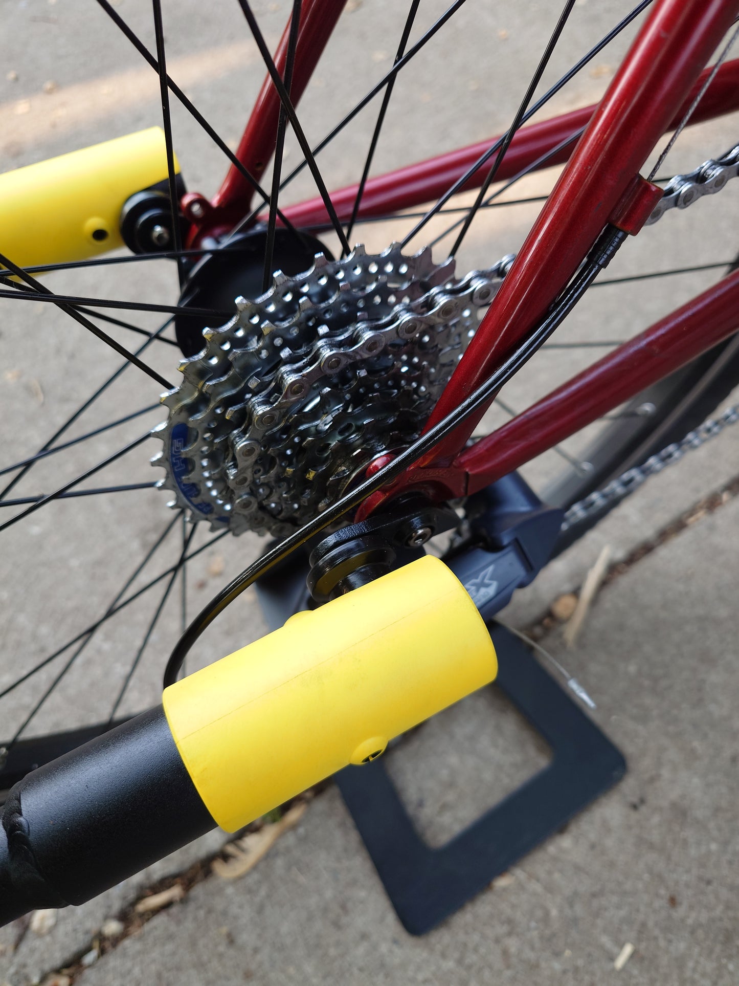 Topeak Journey Q/R compatible trailer attached to a bicycle, designed for carrying cargo on bike trips.